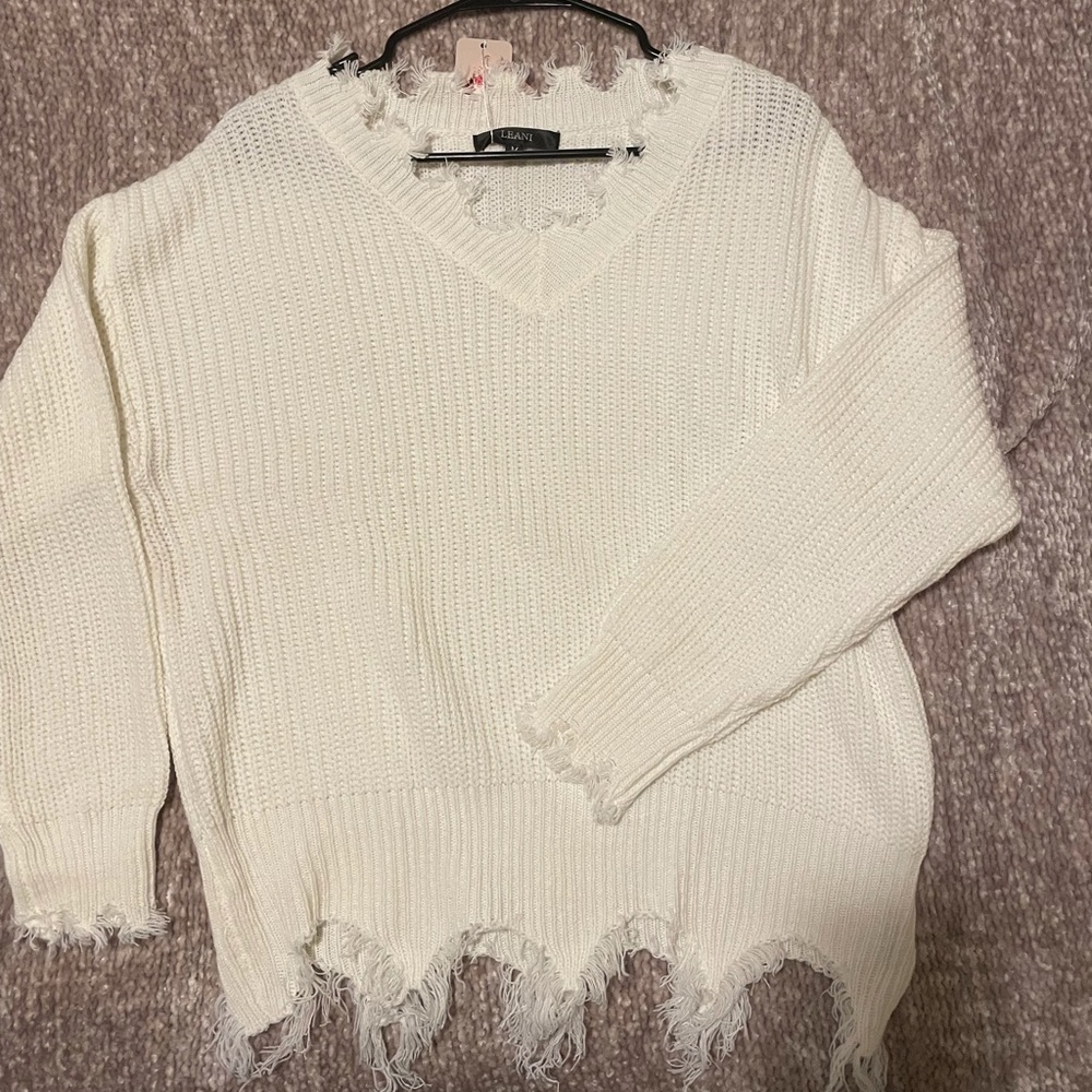 Women’s sweater size medium